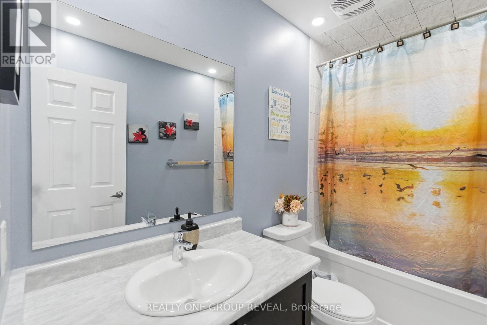 238 CROMBIE STREET - 18