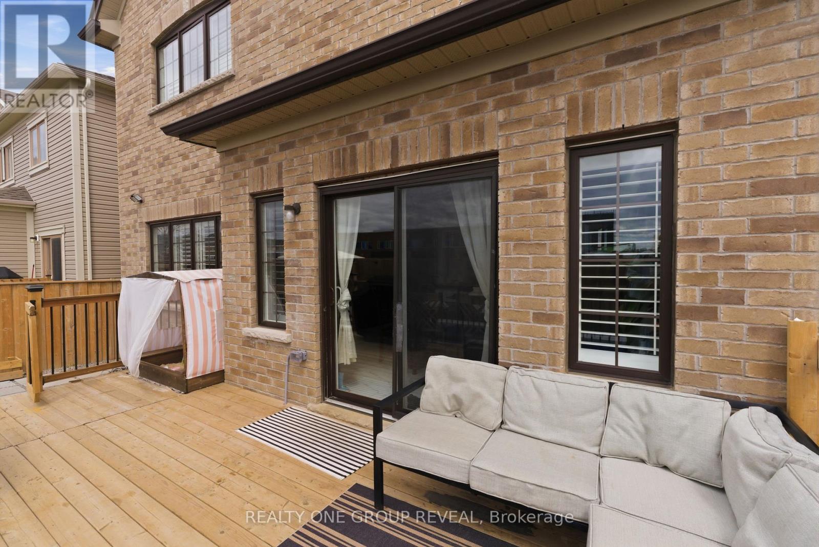 238 CROMBIE STREET - 40