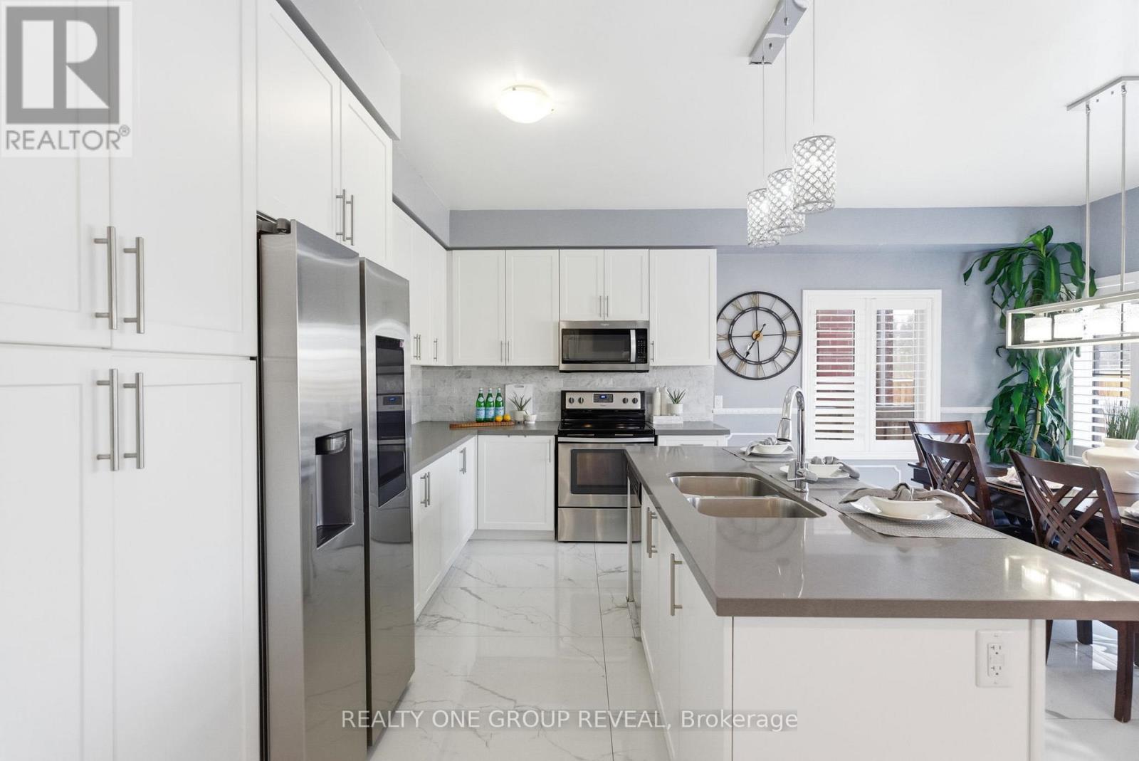238 CROMBIE STREET - 8