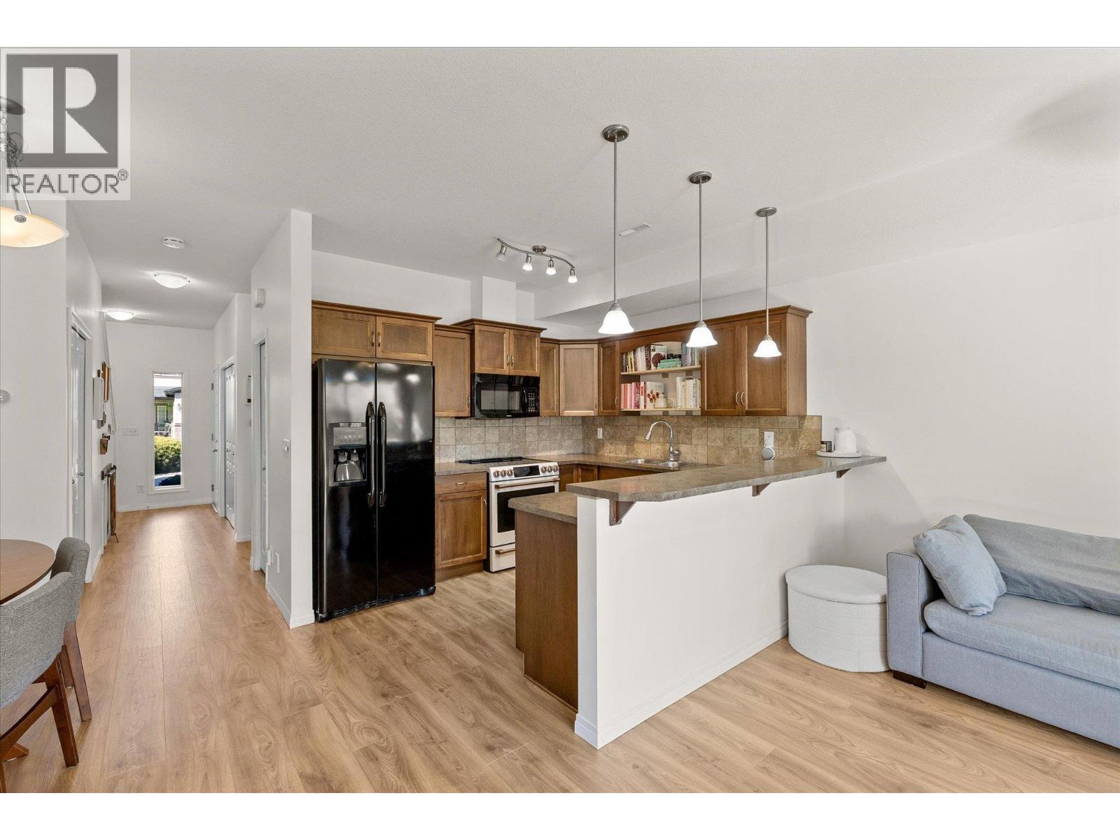 #41 6900 Marshall Road - 5