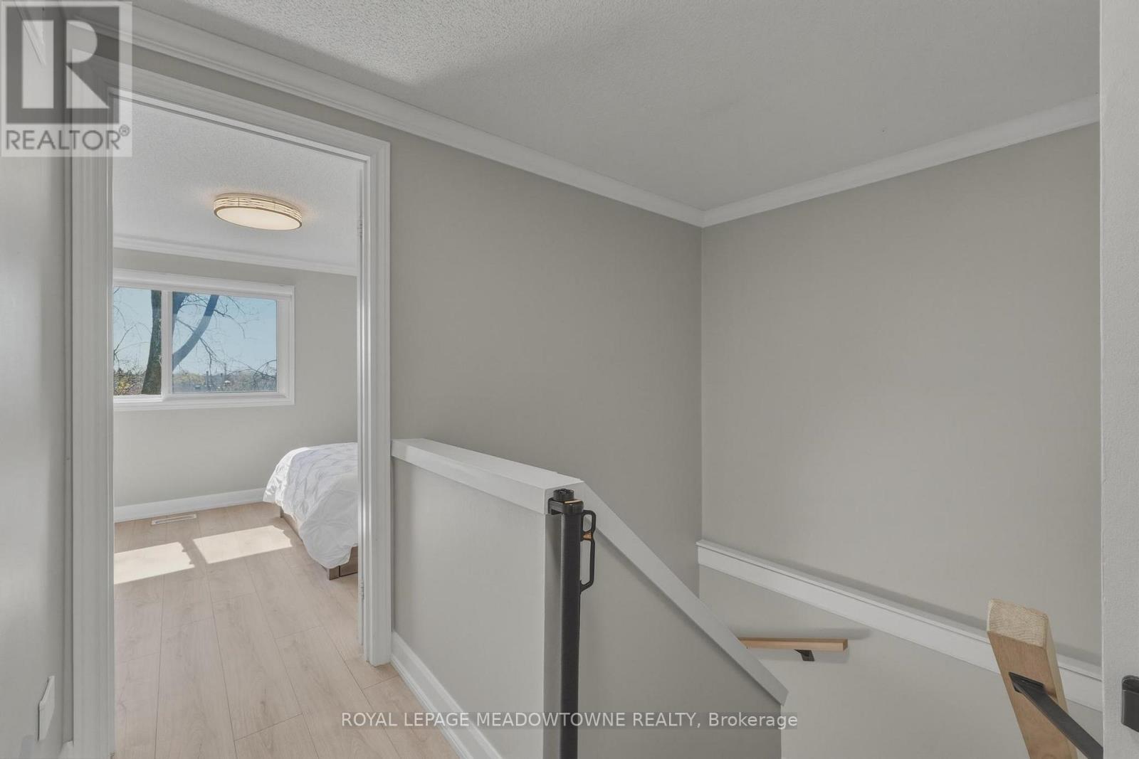 #37 2272 MOWAT AVENUE - 34