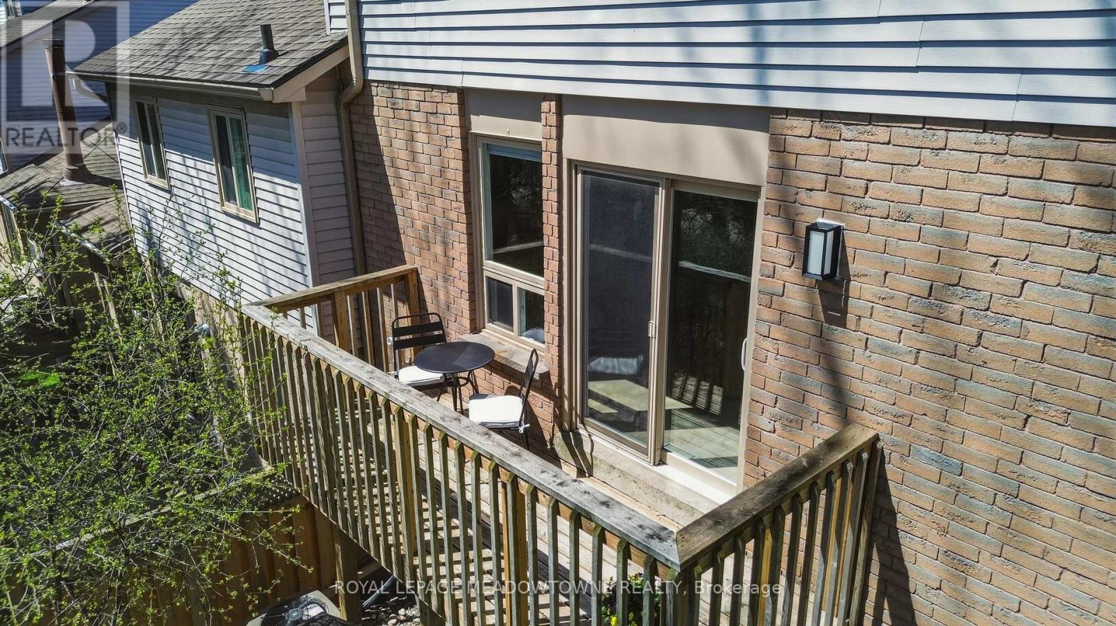 #37 2272 MOWAT AVENUE - 4
