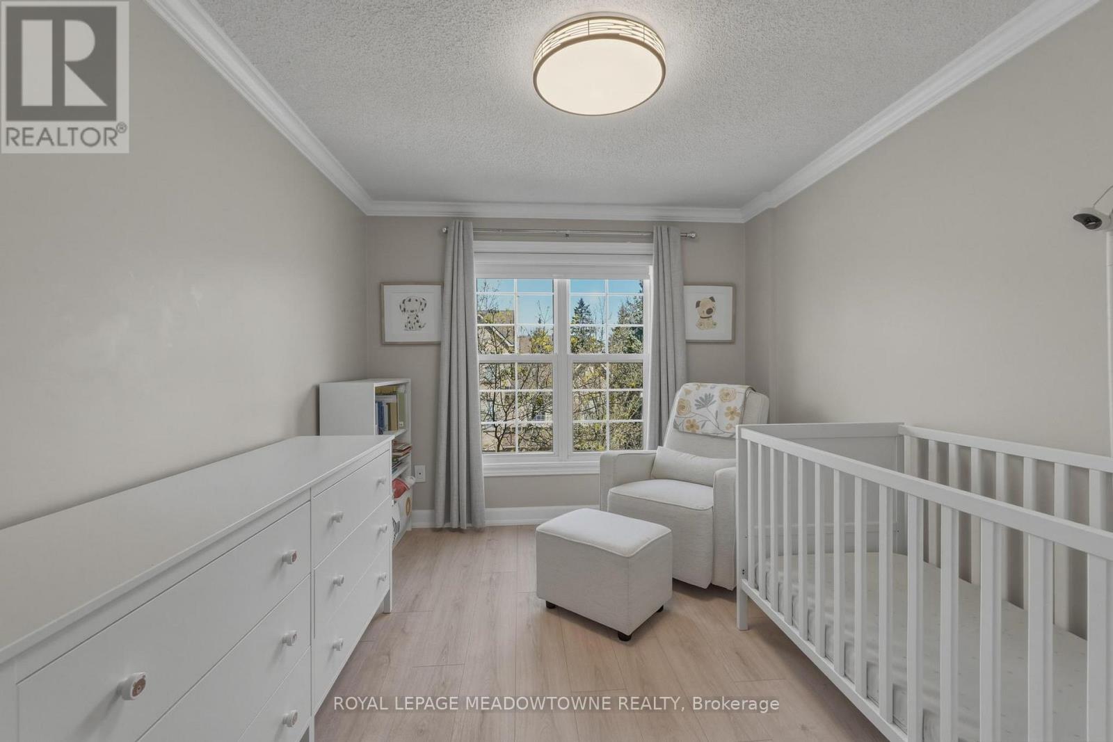 #37 2272 MOWAT AVENUE - 40