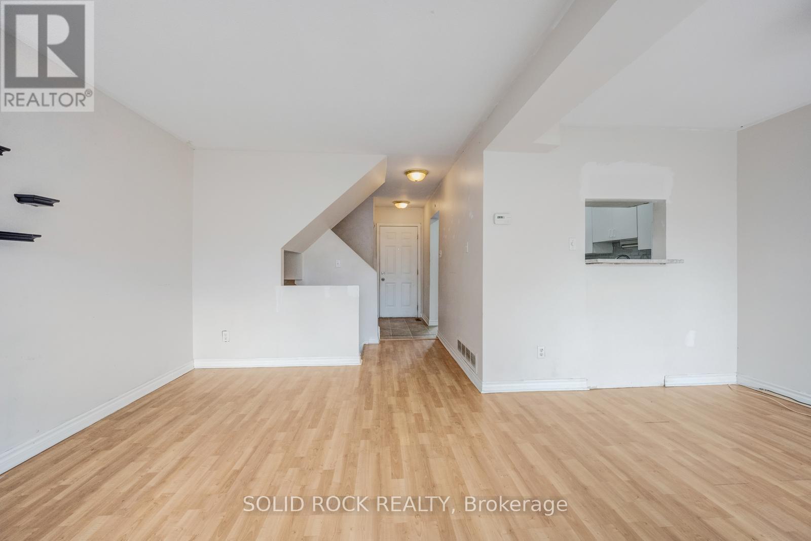 #332 332 FLEETWOOD CRESCENT - 14