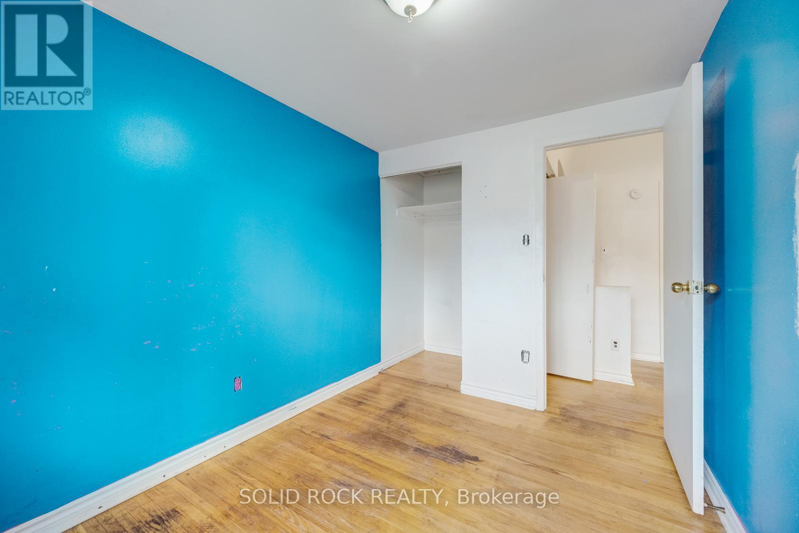 #332 332 FLEETWOOD CRESCENT - 30