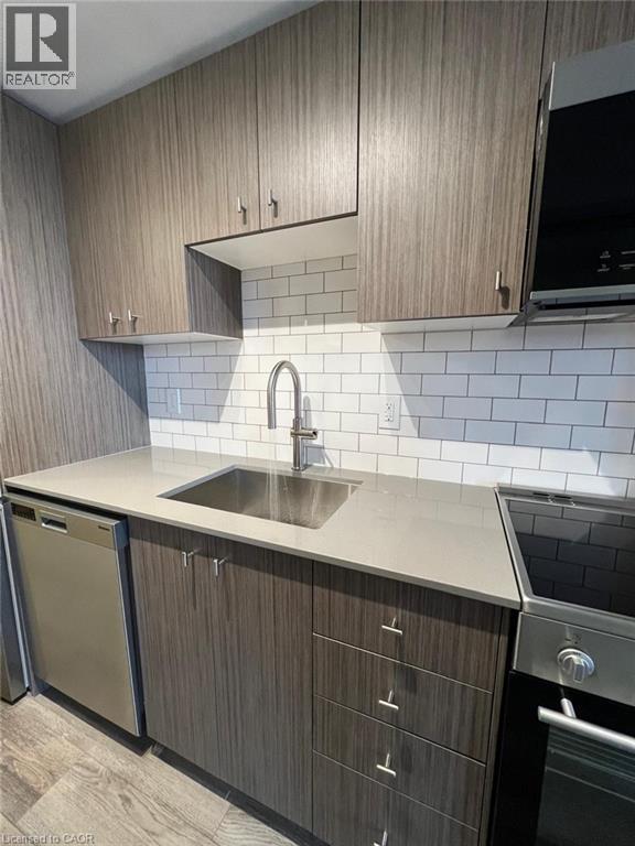 5 WELLINGTON Street S Unit# 405, Kitchener, Ontario, N2G0E3 — Photo 10