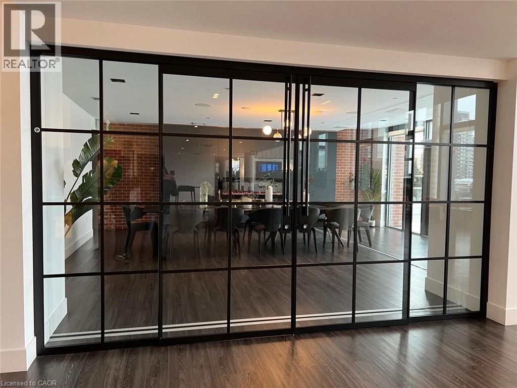 5 WELLINGTON Street S Unit# 405, Kitchener, Ontario, N2G0E3 — Photo 4