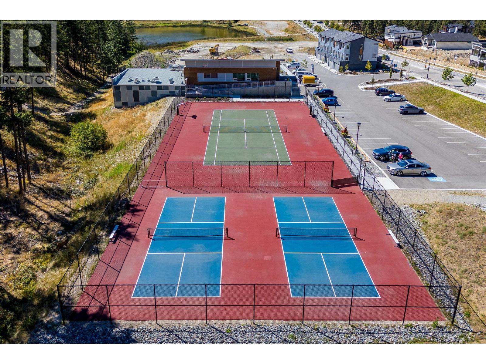 109 3475 Granite Close, Kelowna