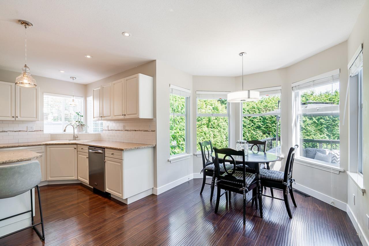 4 Bed, 3 Bath House for Sale in Surrey – 6336 190 STREET, Surrey - Image 15