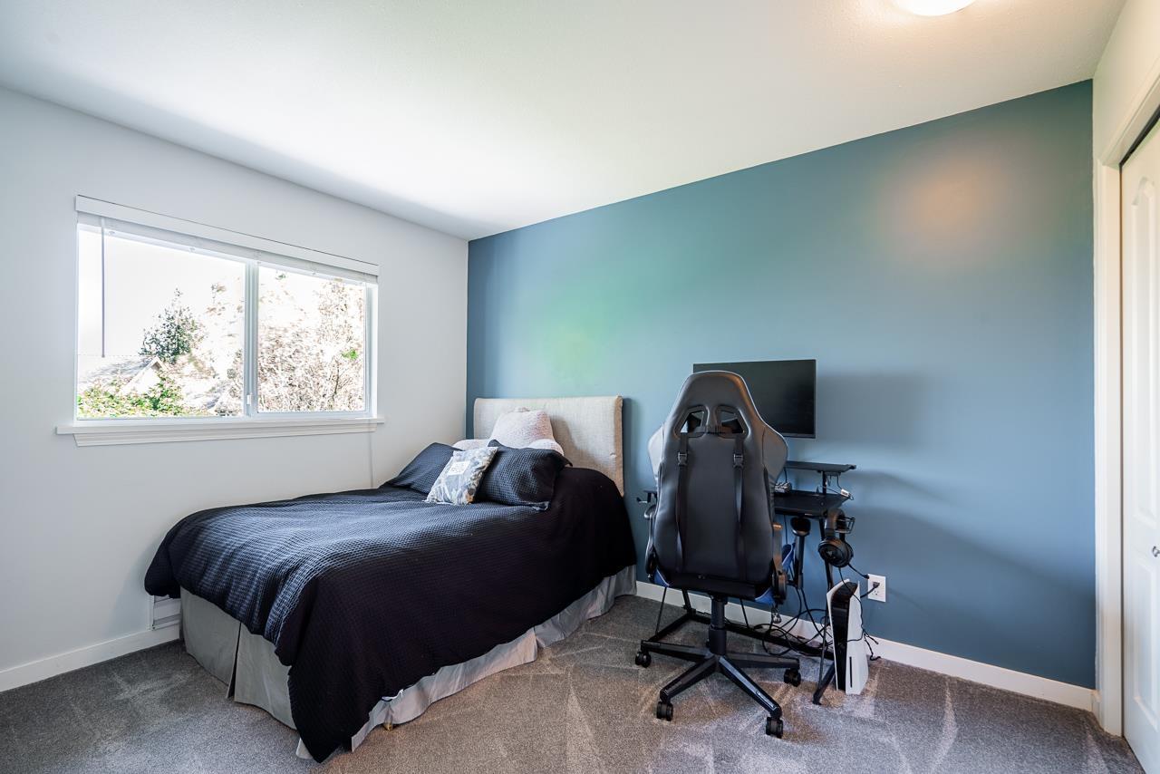 4 Bed, 3 Bath House for Sale in Surrey – 6336 190 STREET, Surrey - Image 12