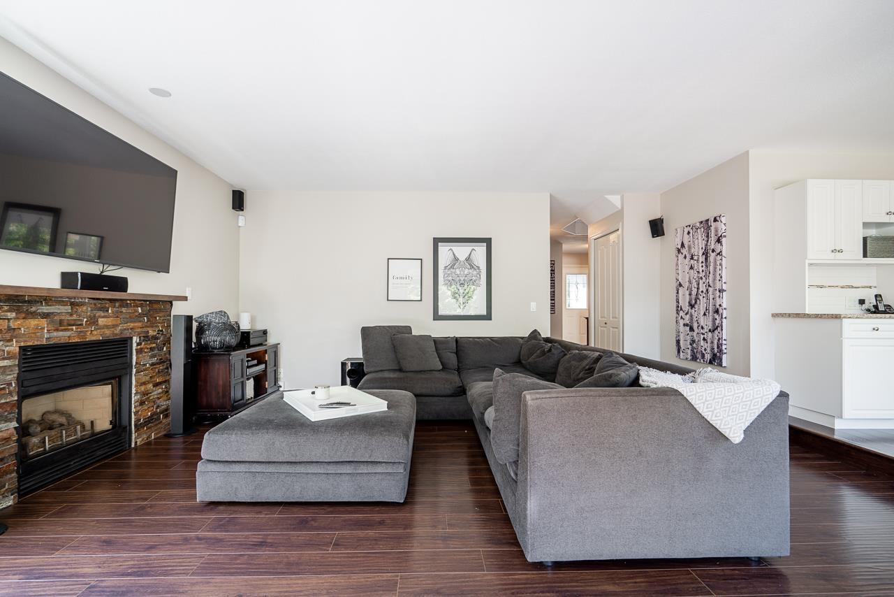 4 Bed, 3 Bath House for Sale in Surrey – 6336 190 STREET, Surrey - Image 32