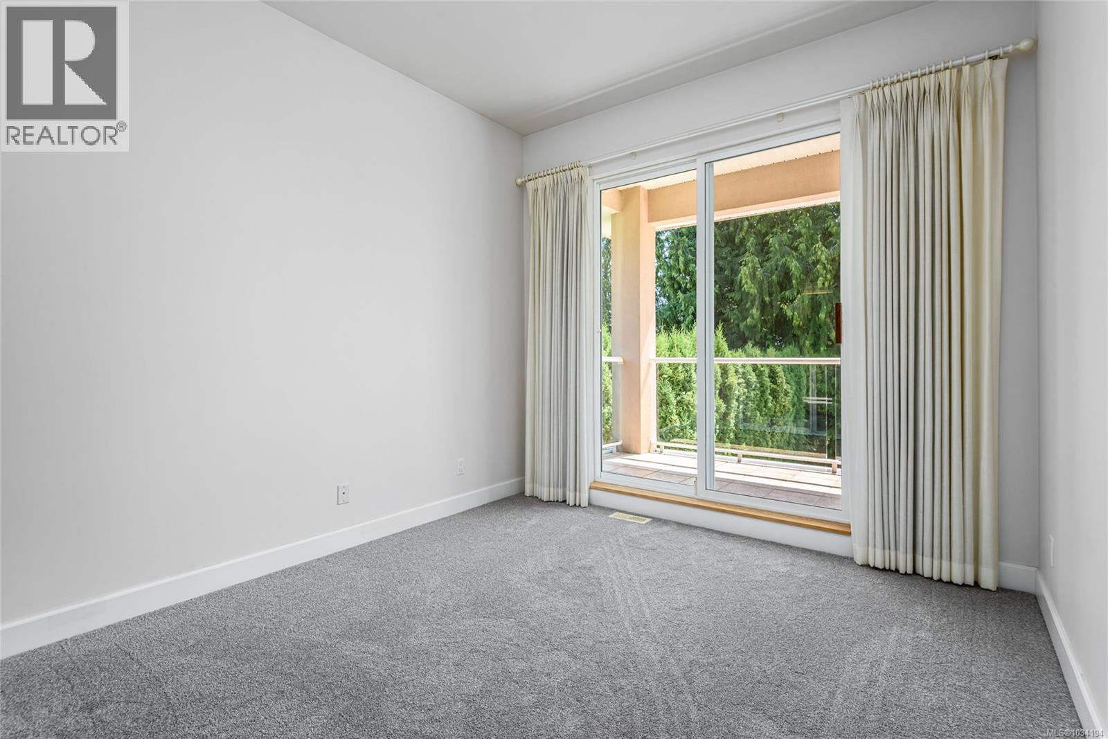 3068 Kensington Cres - 21