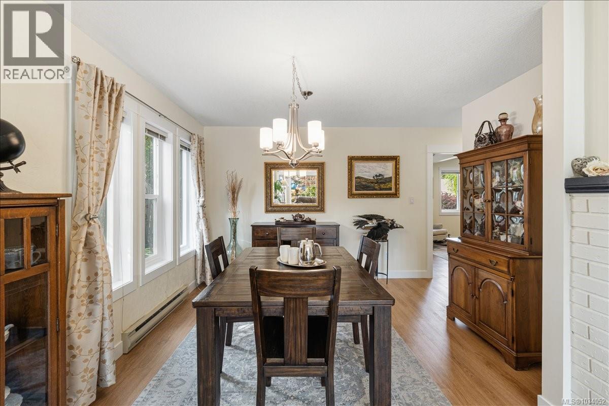 502 Rowan Dr - 15