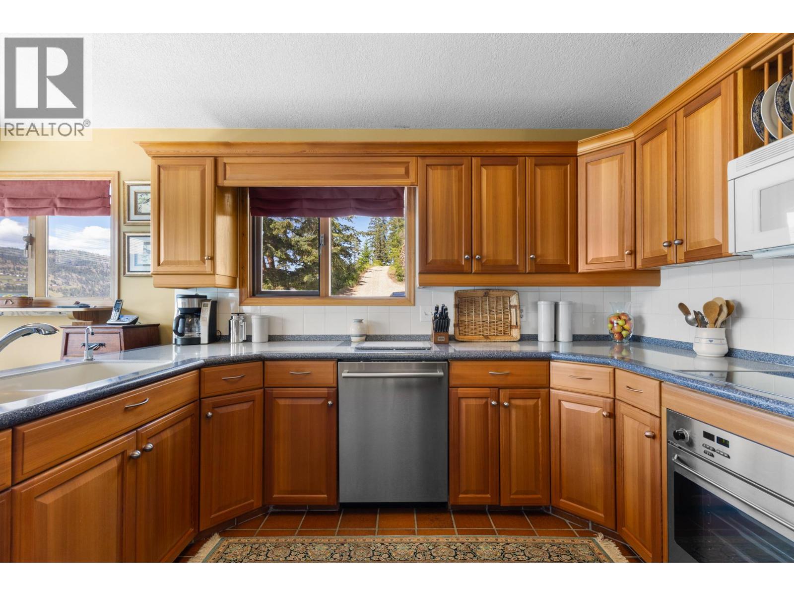 9222 Smith Road - 6