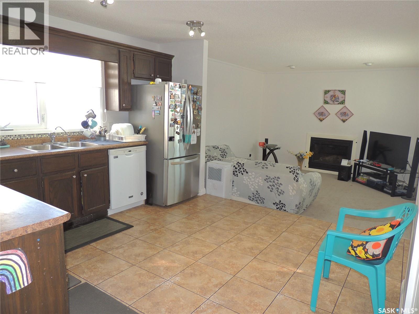 421 Maple BAY - 6