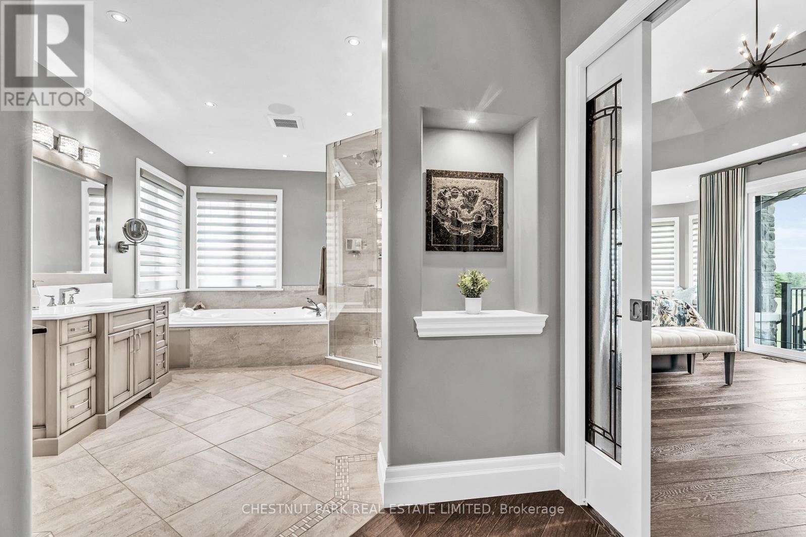46 ANITA DRIVE - 26