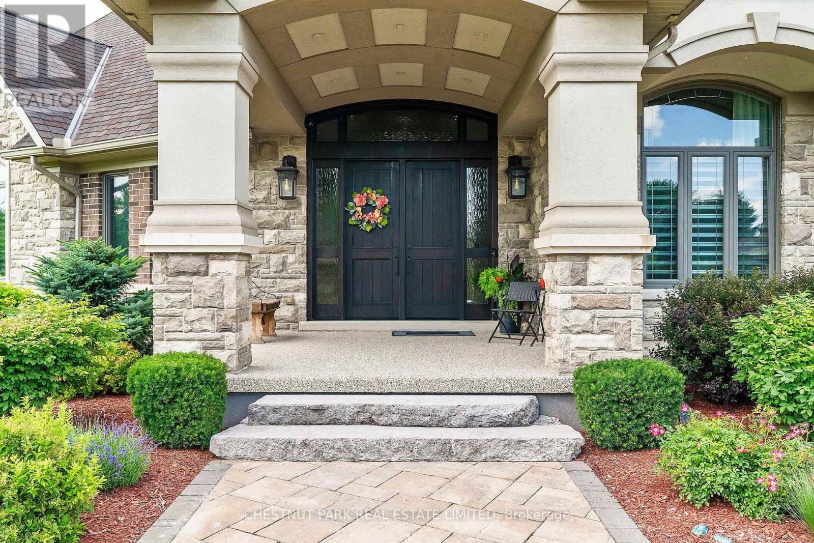 46 ANITA DRIVE - 5