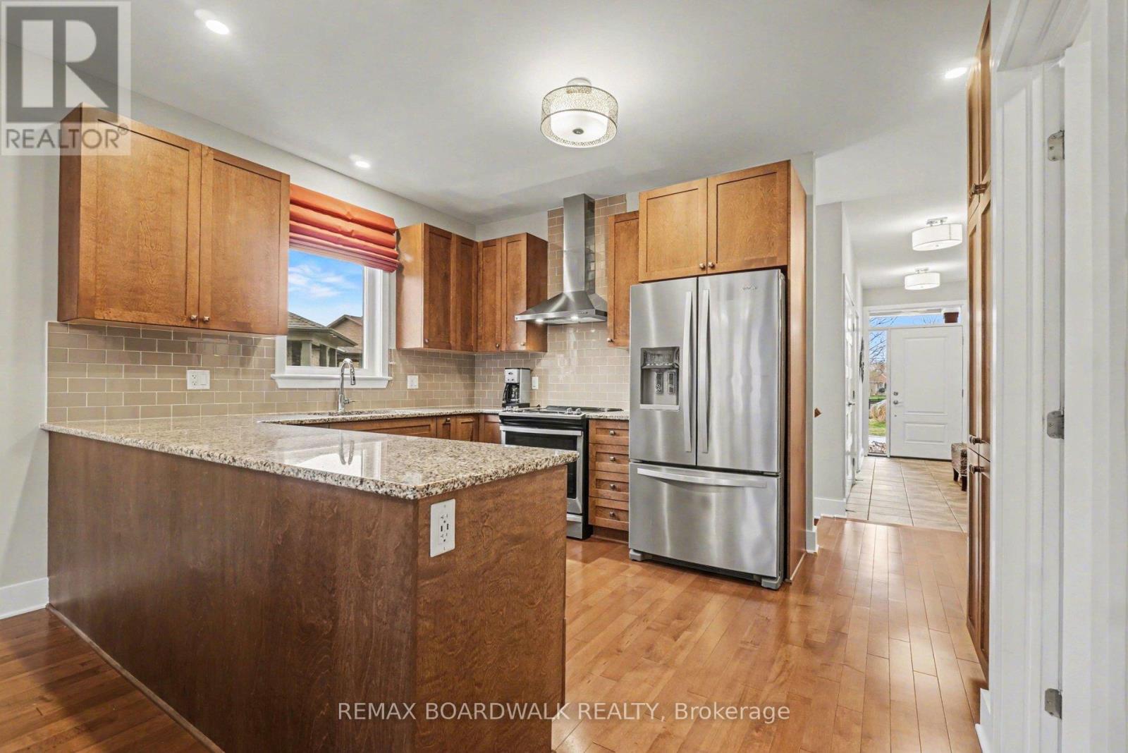 164 BOXCAR CRESCENT - 15