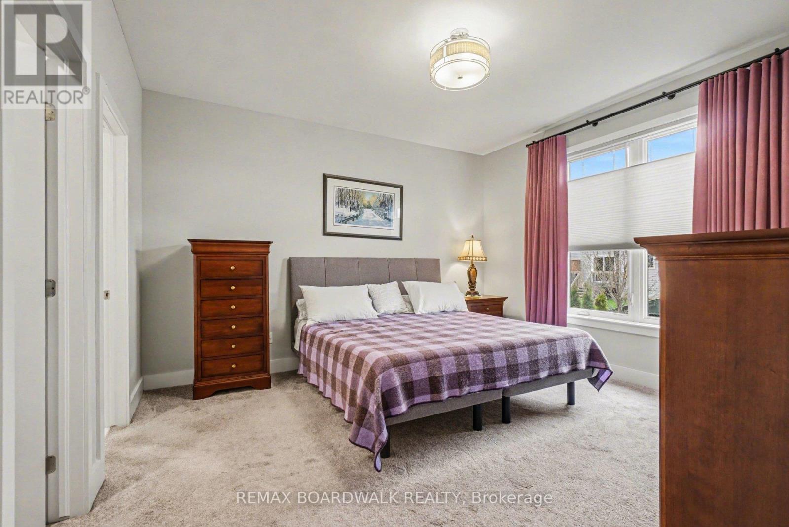 164 BOXCAR CRESCENT - 22