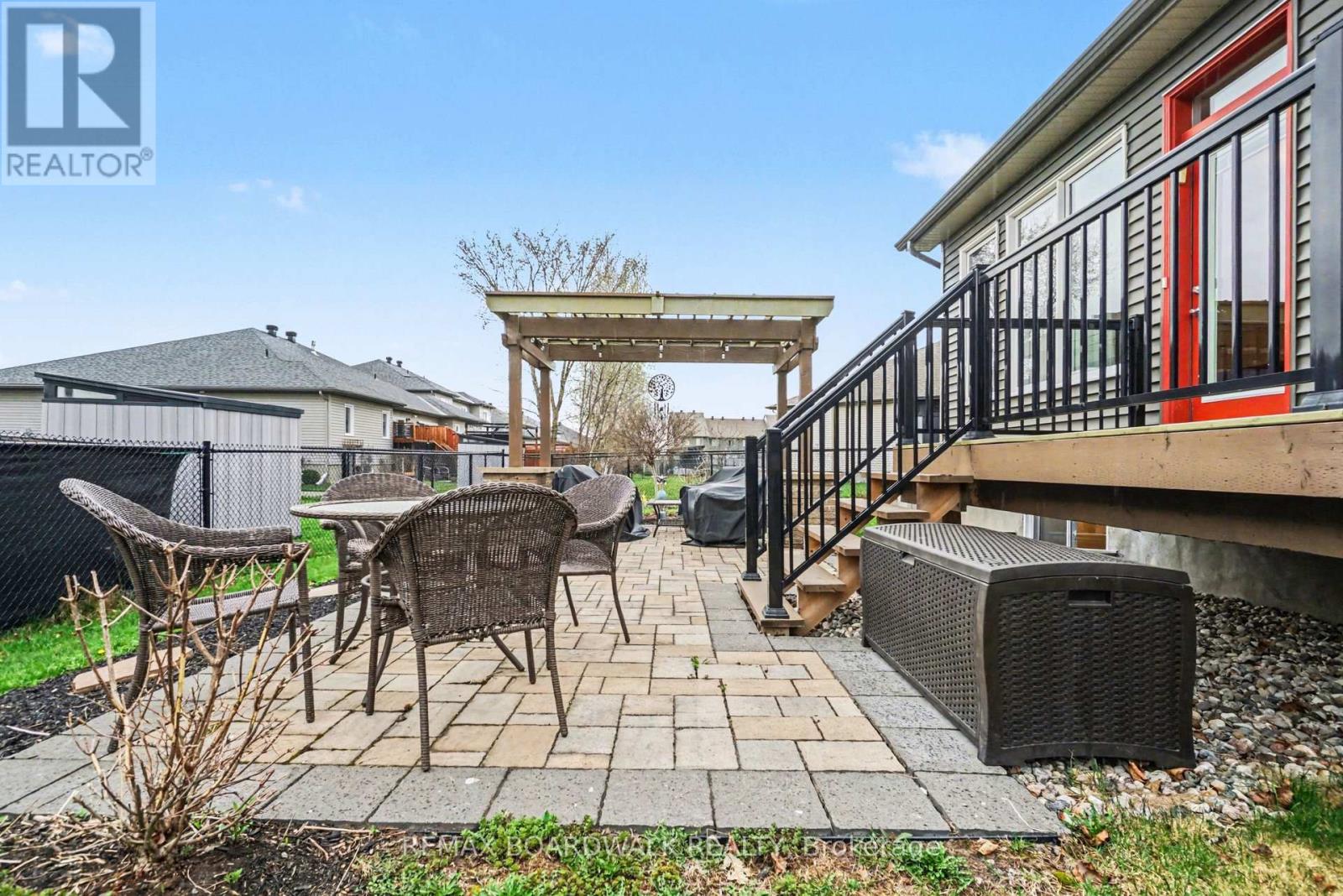164 BOXCAR CRESCENT - 41