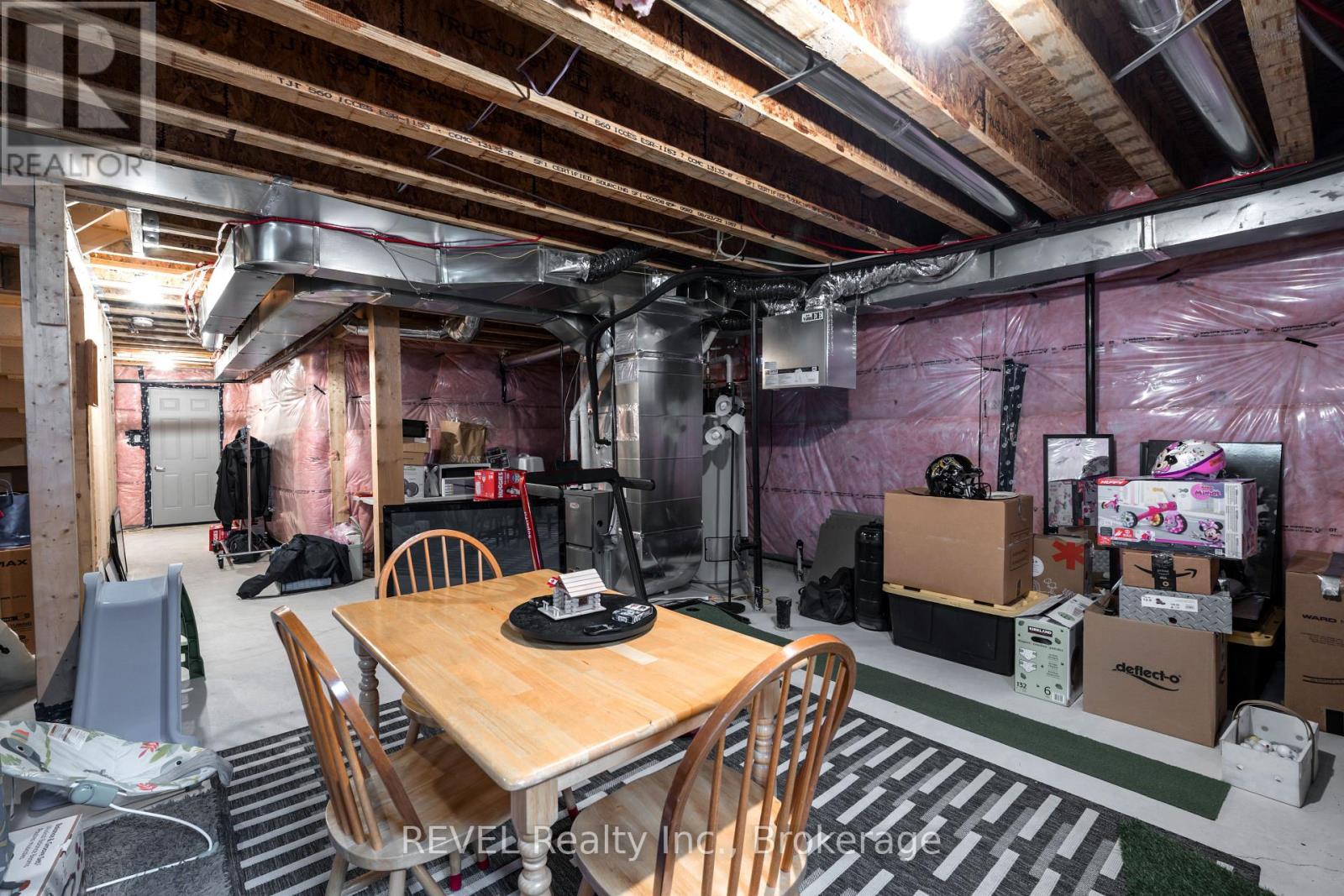 64 STERN DRIVE - 26