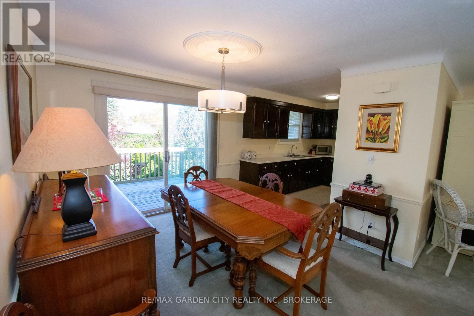 22 SHETLAND CRESCENT - 12