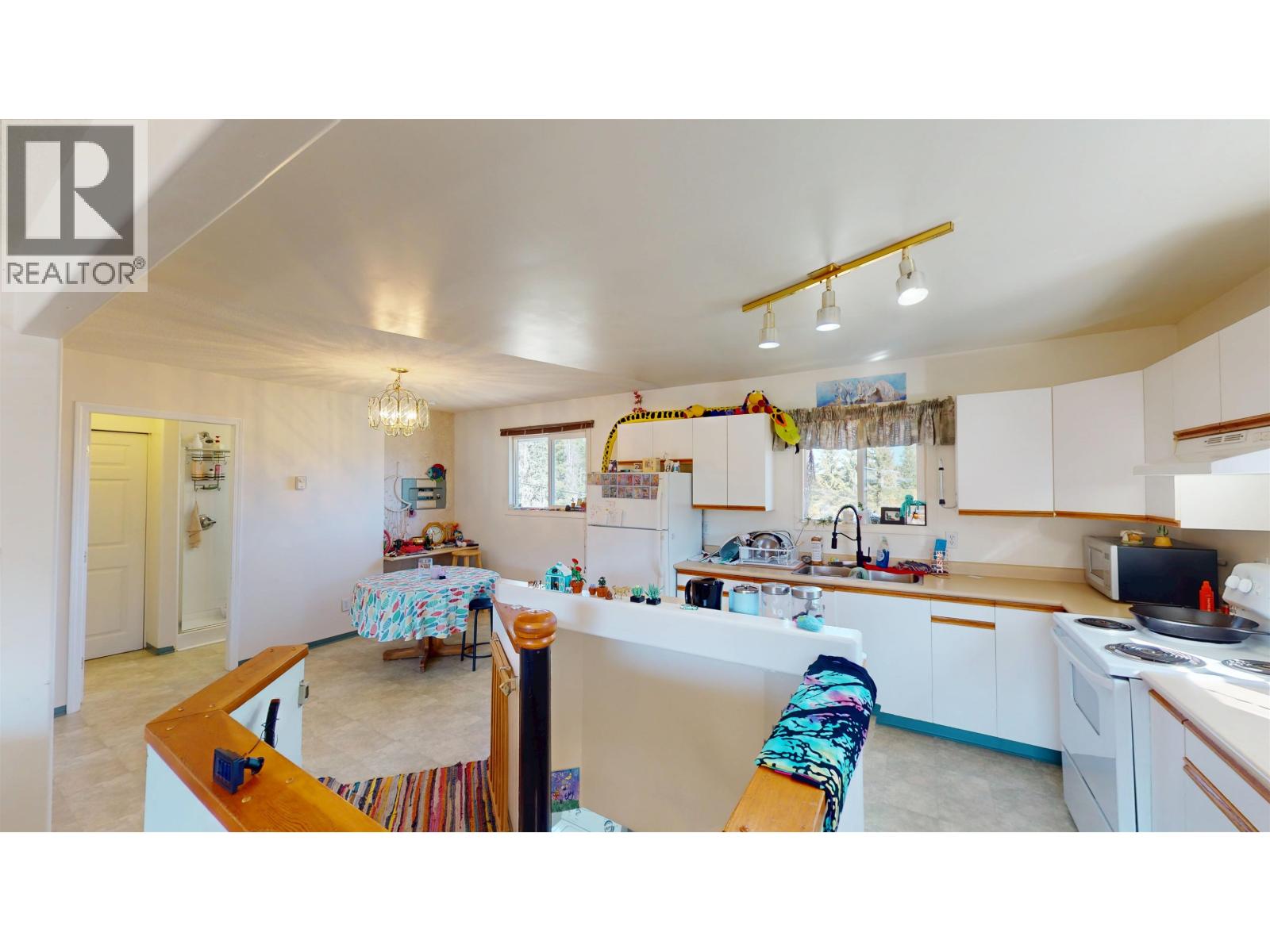 1195-1197 OMEGA ROAD - 12