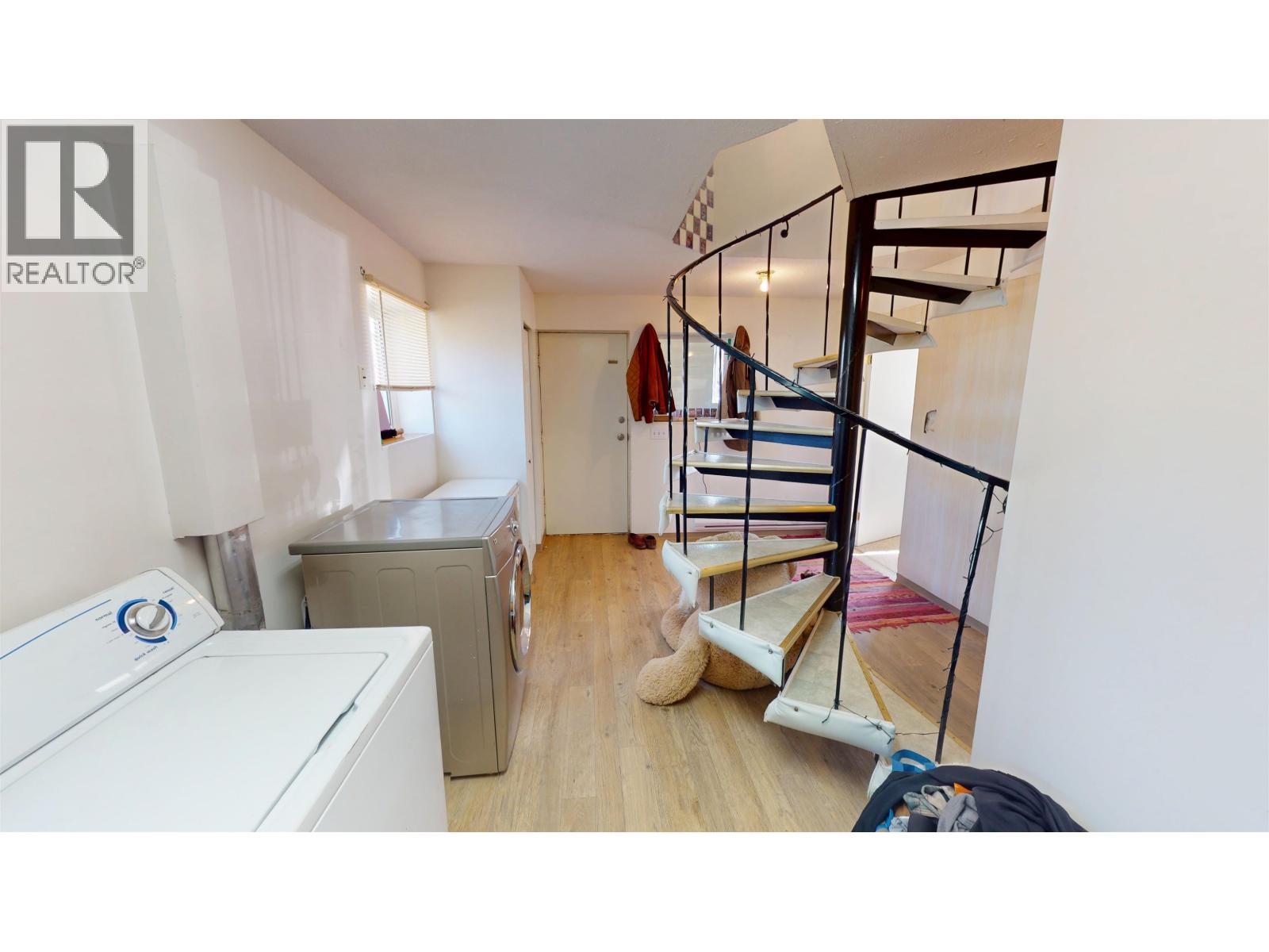 1195-1197 OMEGA ROAD - 21