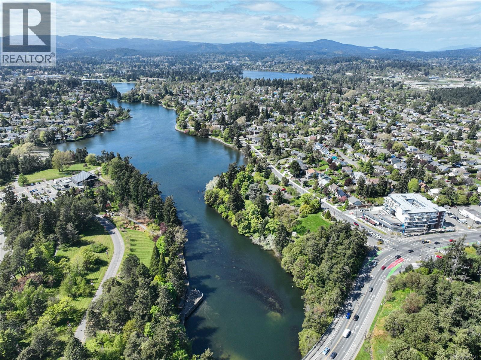 106 1083 Tillicum Rd, Esquimalt