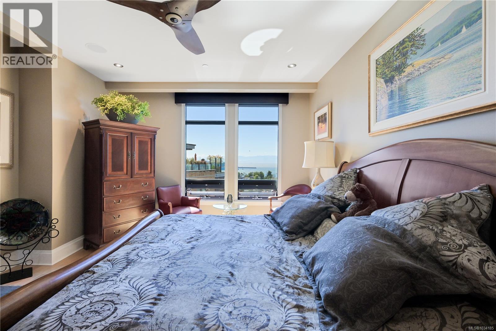 #802 847 Dunsmuir Rd - 26