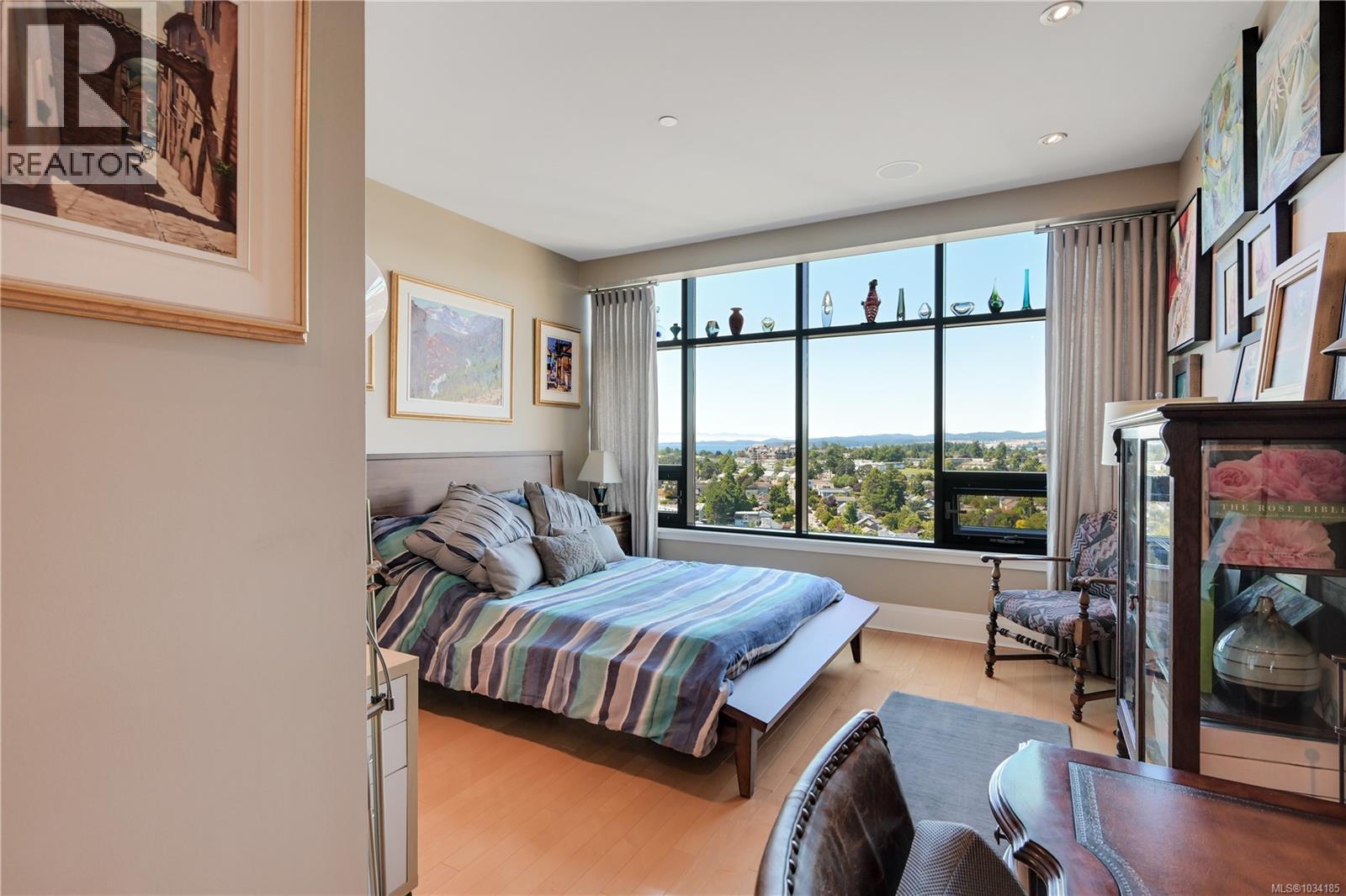 #802 847 Dunsmuir Rd - 33