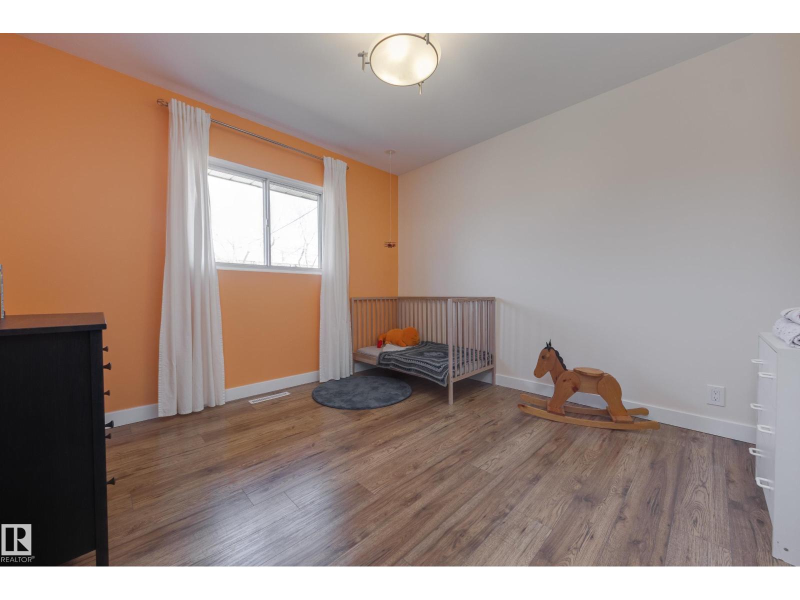 15972 110B AV NW - 17