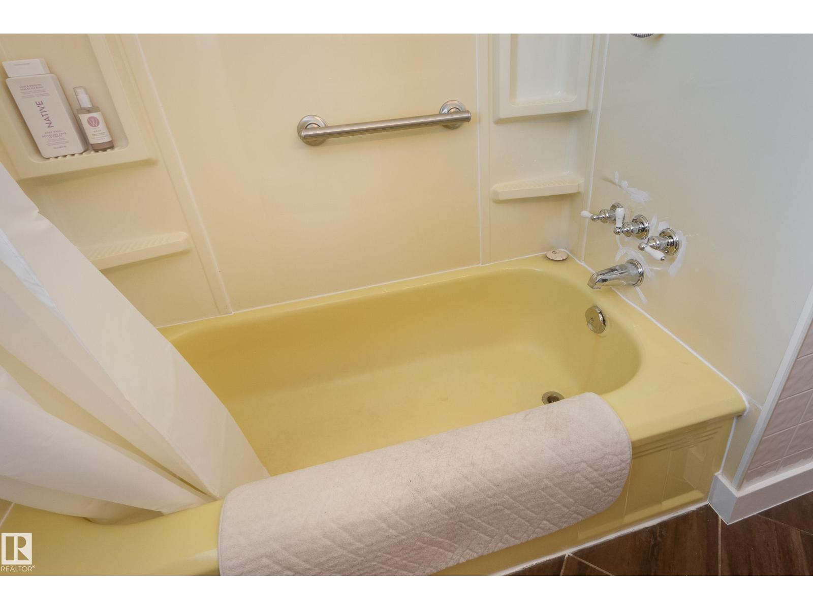 15972 110B AV NW - 20