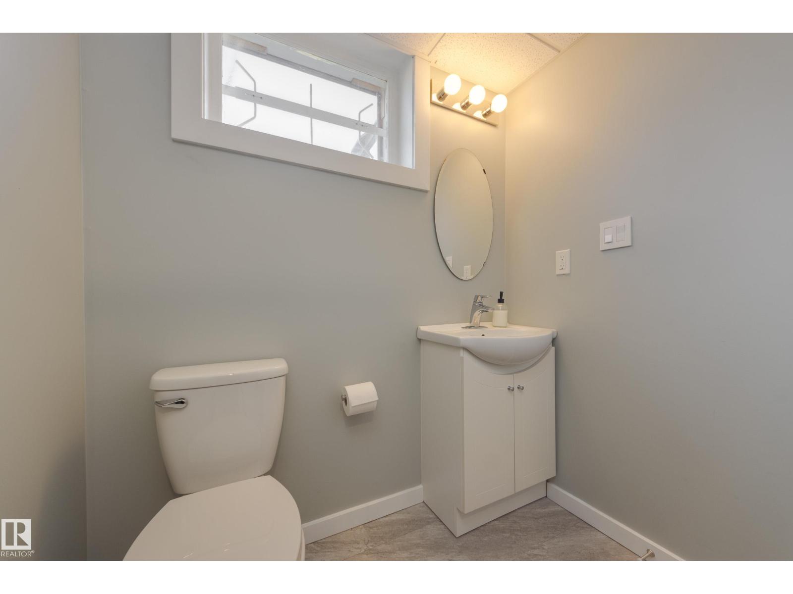 15972 110B AV NW - 28