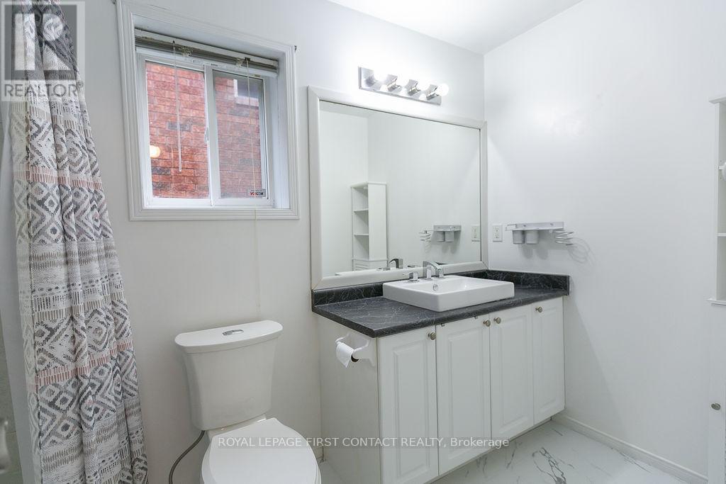 28 HEWITT PLACE - 19