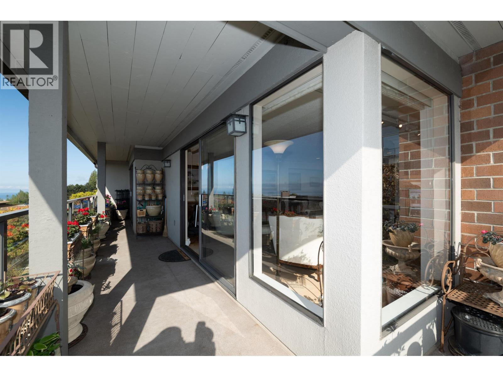 26 2214 FOLKESTONE WAY, West Vancouver