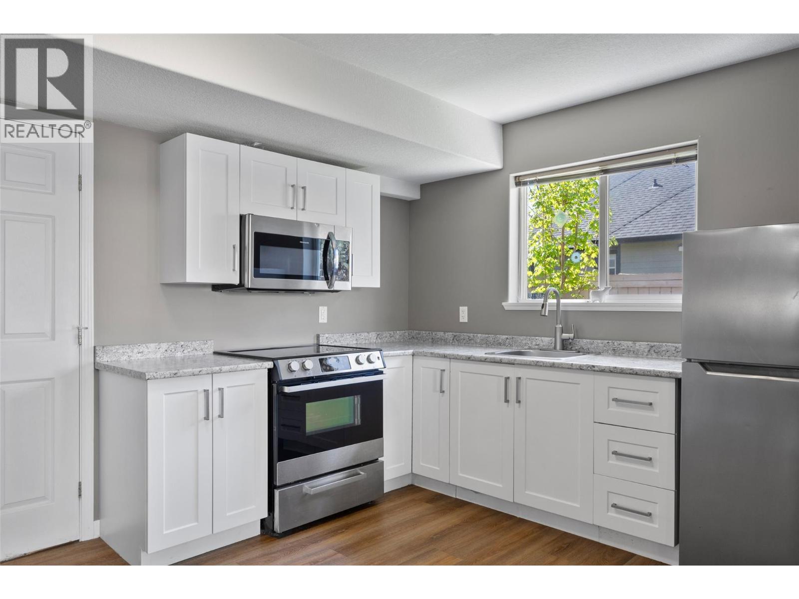 3702 Overlander Drive - 25