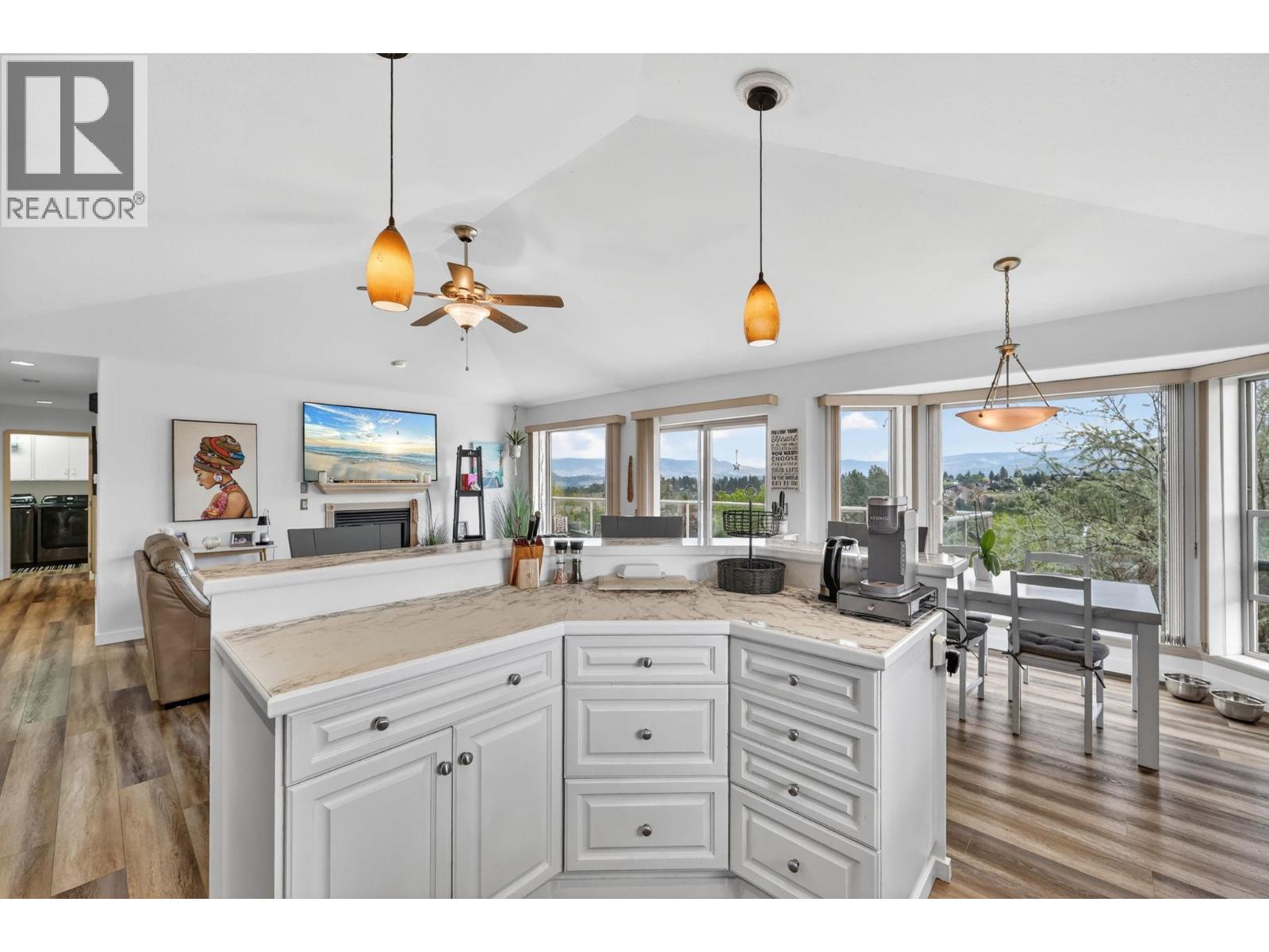 2110 Horizon Drive - 17