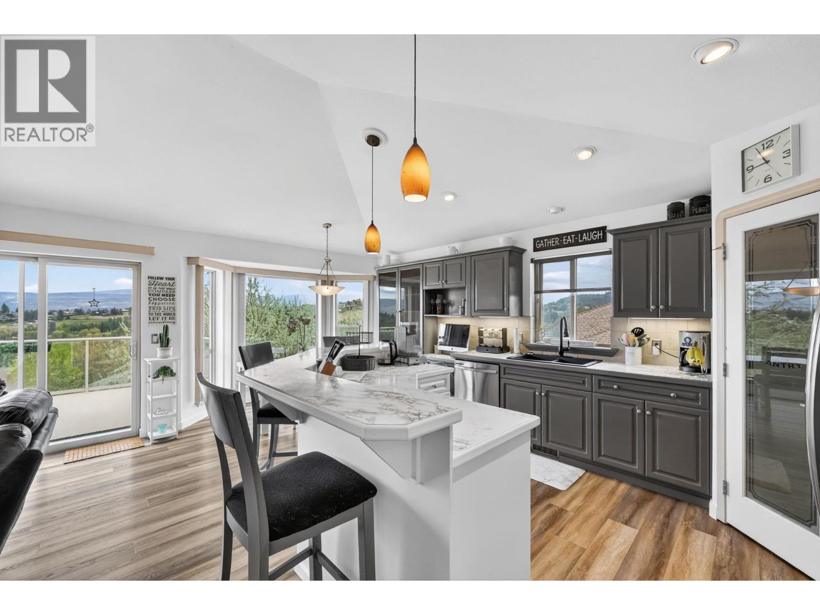 2110 Horizon Drive - 13