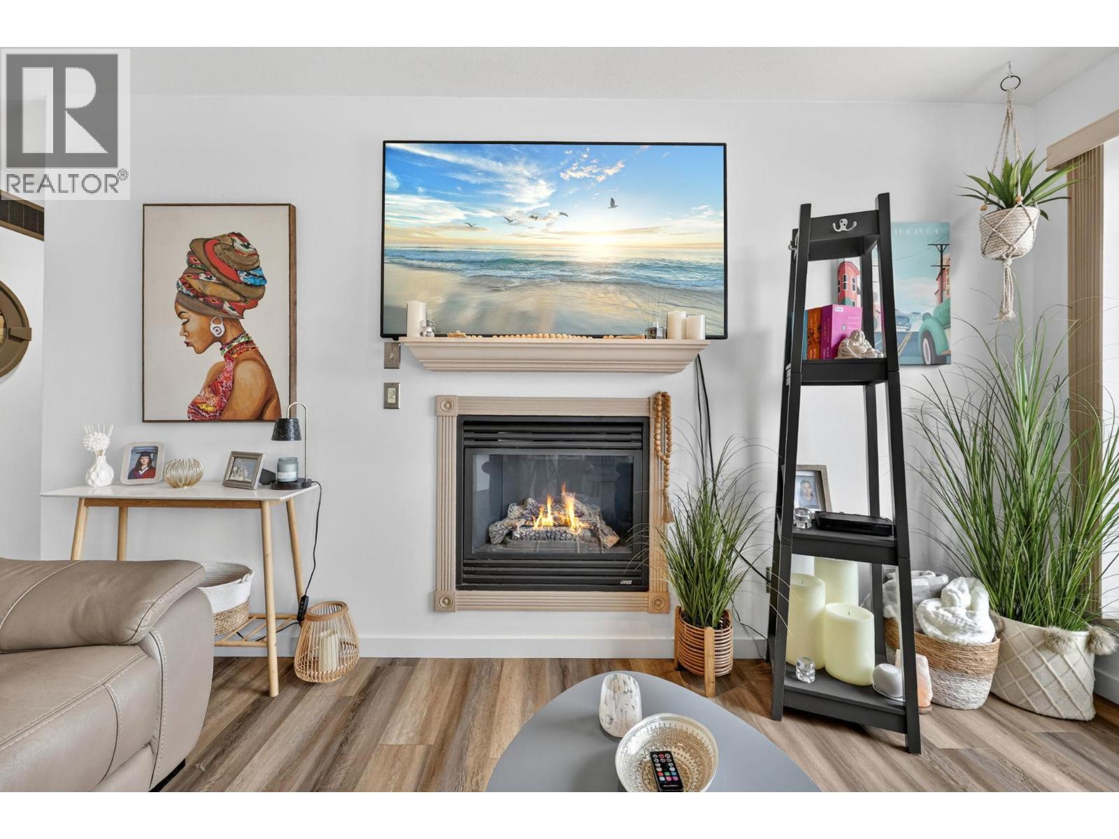 2110 Horizon Drive - 21