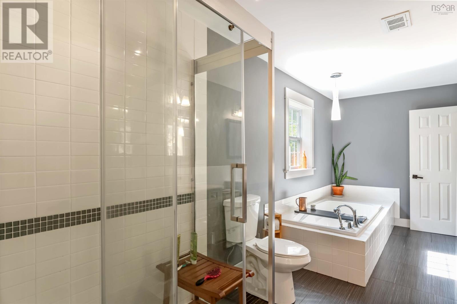 Property 28 of 50 of 1481 Edith Drive