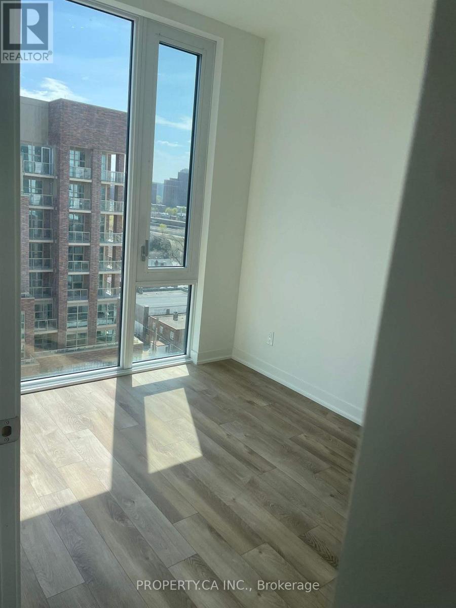 #1005 1808 ST CLAIR AVENUE W - 10
