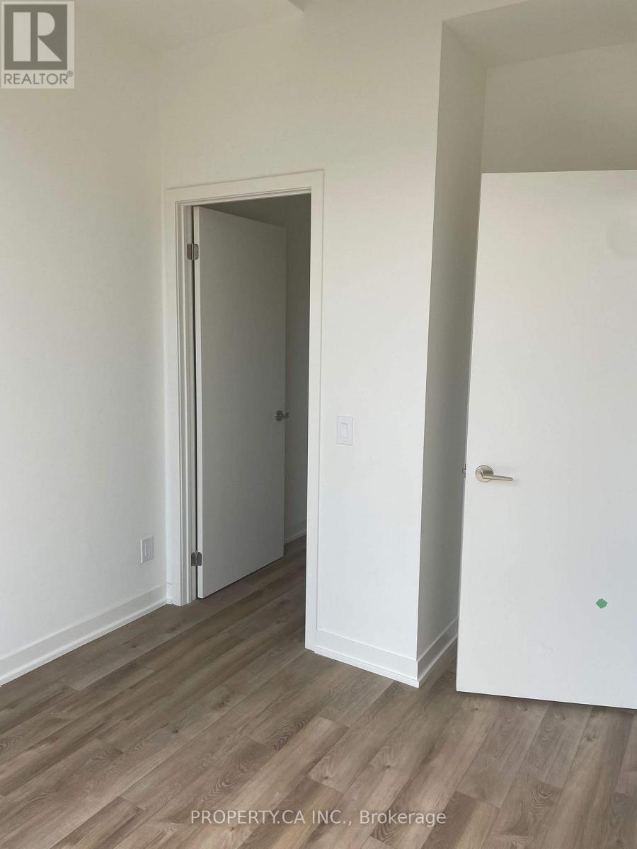 #1005 1808 ST CLAIR AVENUE W - 15