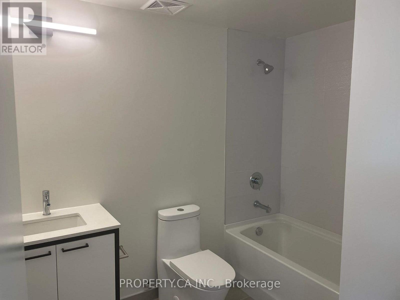 #1005 1808 ST CLAIR AVENUE W - 21