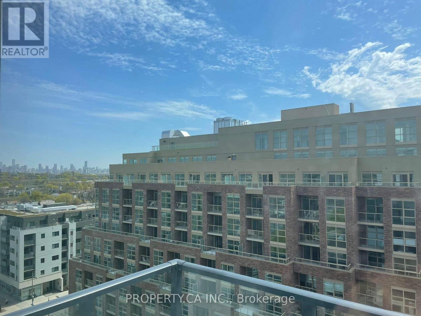 #1005 1808 ST CLAIR AVENUE W - 30