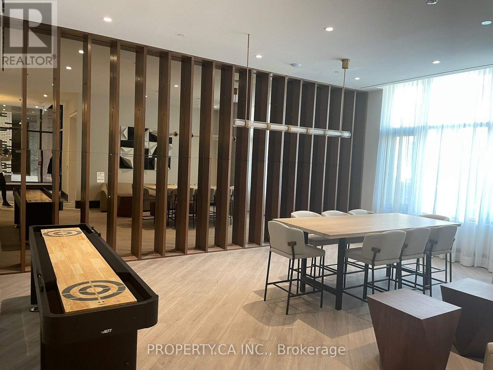 #1005 1808 ST CLAIR AVENUE W - 33