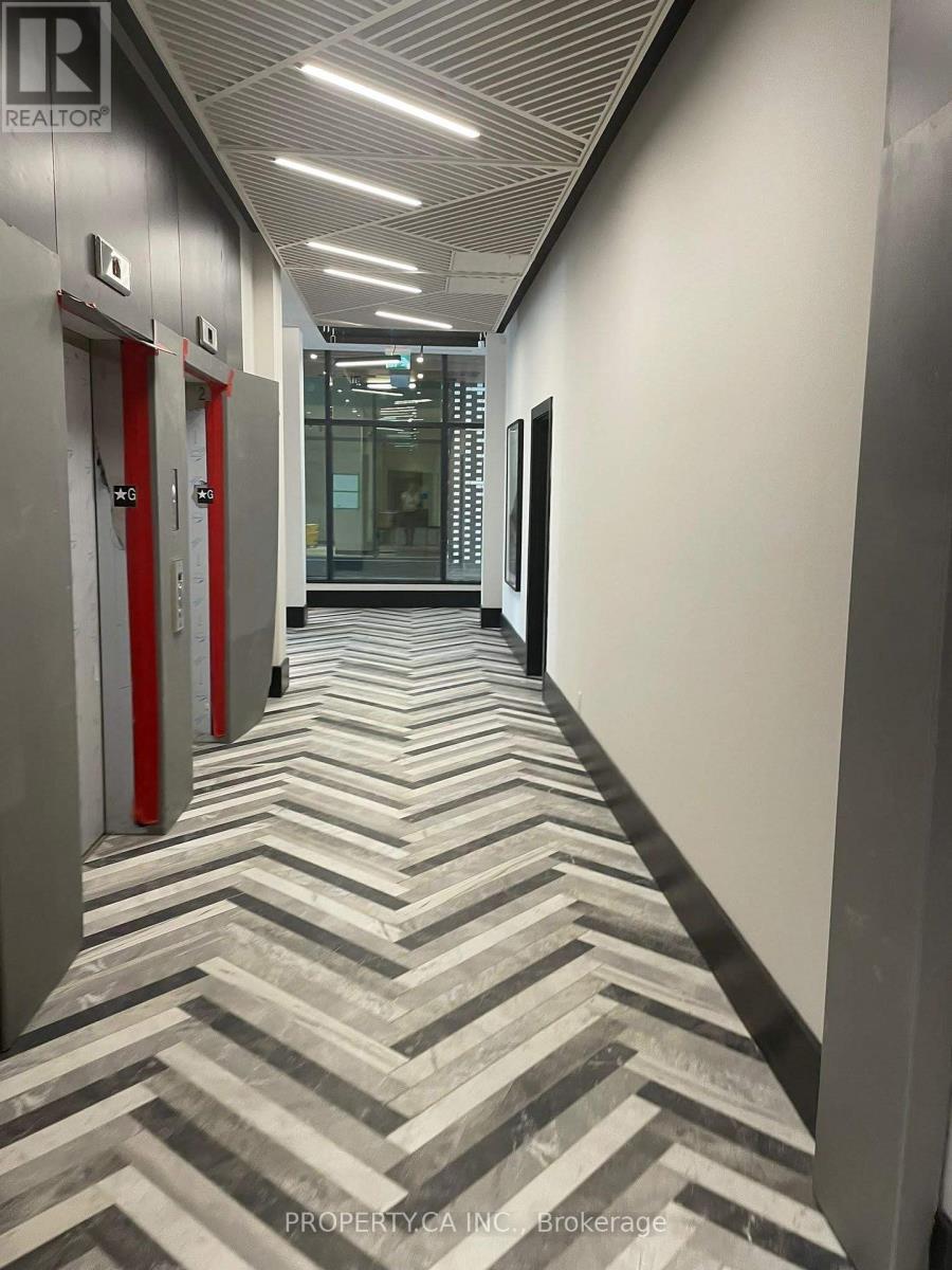 #1005 1808 ST CLAIR AVENUE W - 36