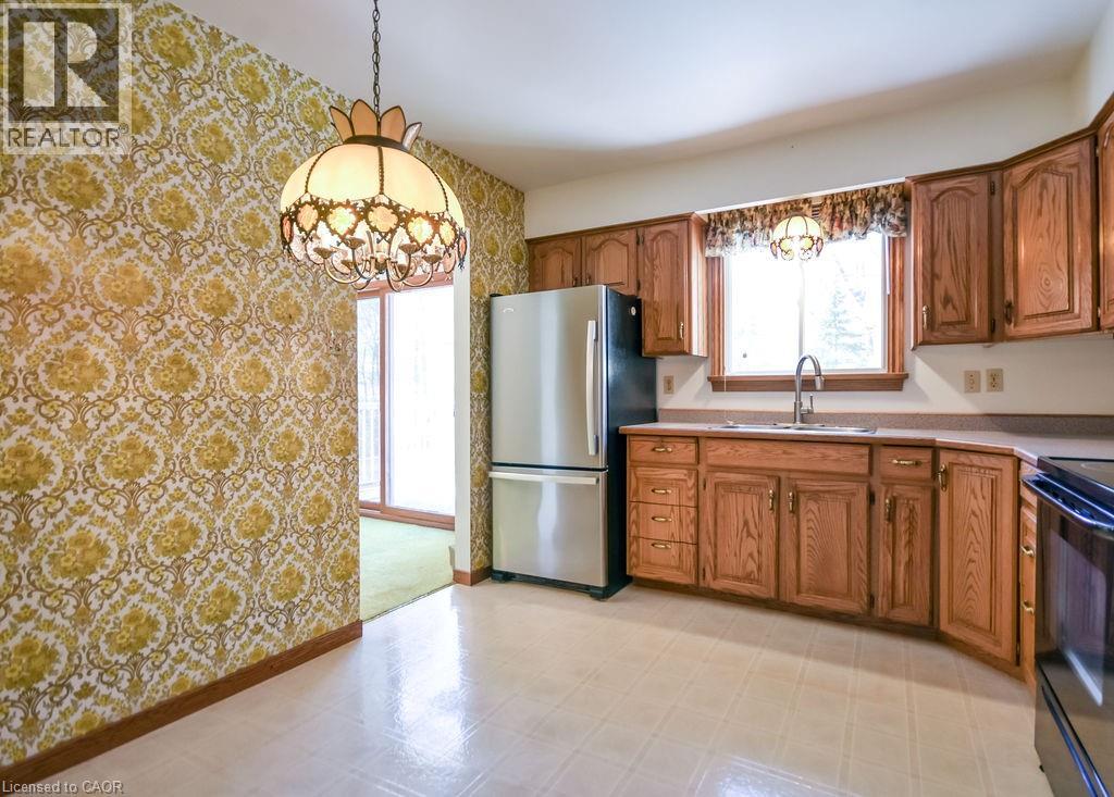 150 WOODLAND Drive, Wasaga Beach, Ontario, L9Z2V4 — Photo 11