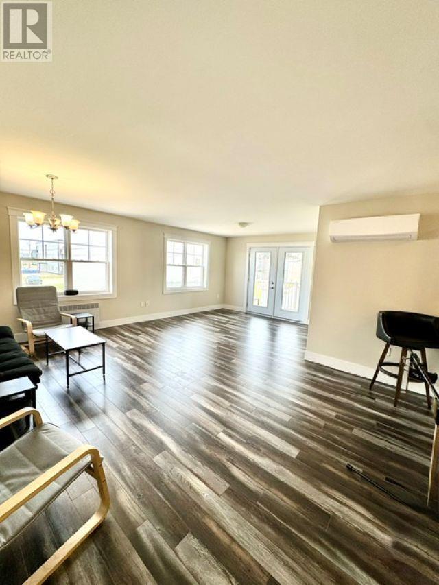 #208 29 Stratford Road - 7