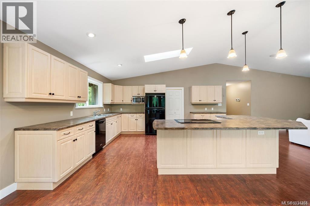 1890 Pierce Way - 12